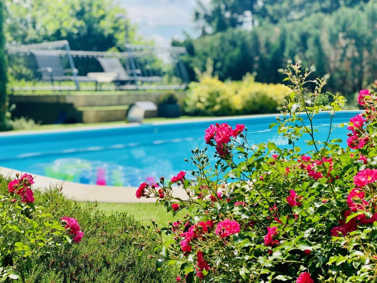 Villa Oliva Boutique Rooms Zamárdi Екстериор снимка