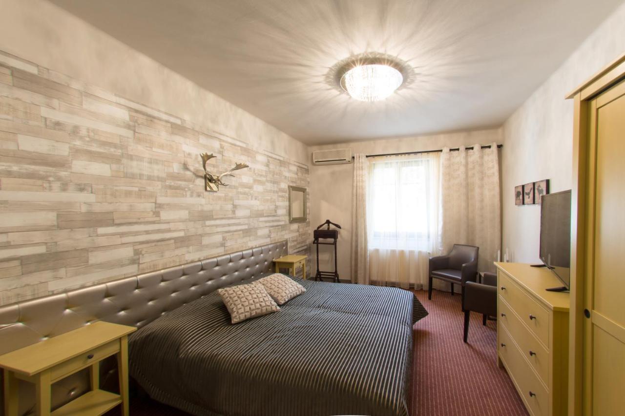 Villa Oliva Boutique Rooms Zamárdi Стая снимка
